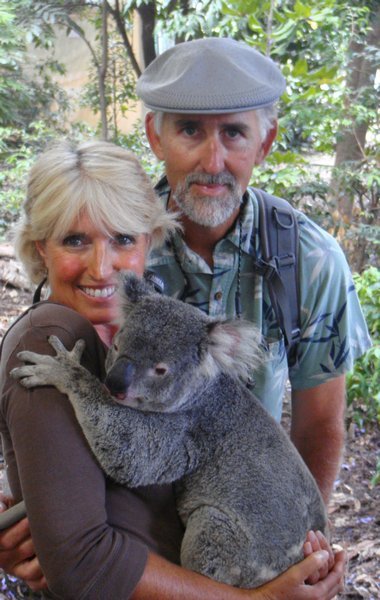tigs and walter koala cuddling