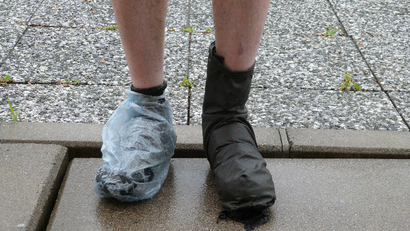 P1020377 Odd rain boots