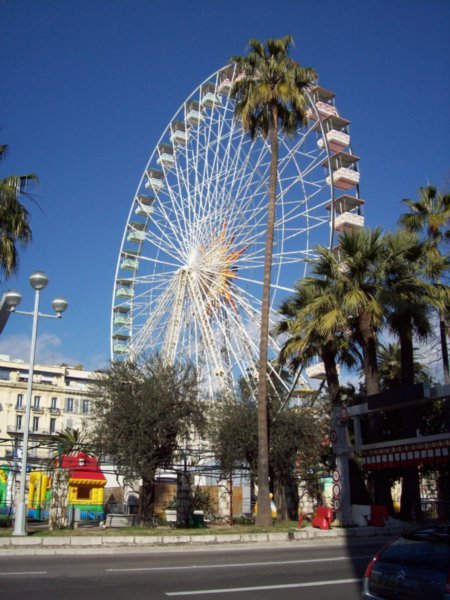 Ferris wheel downtown