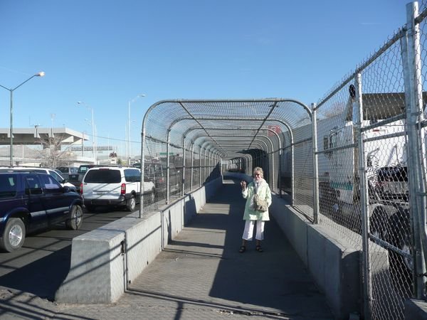 The fence to the Juarez/TX border
