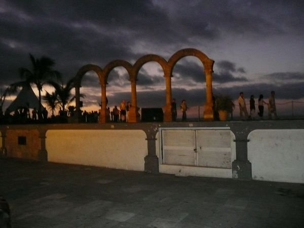 Los Arcos outdoor ampitheatre at sunset