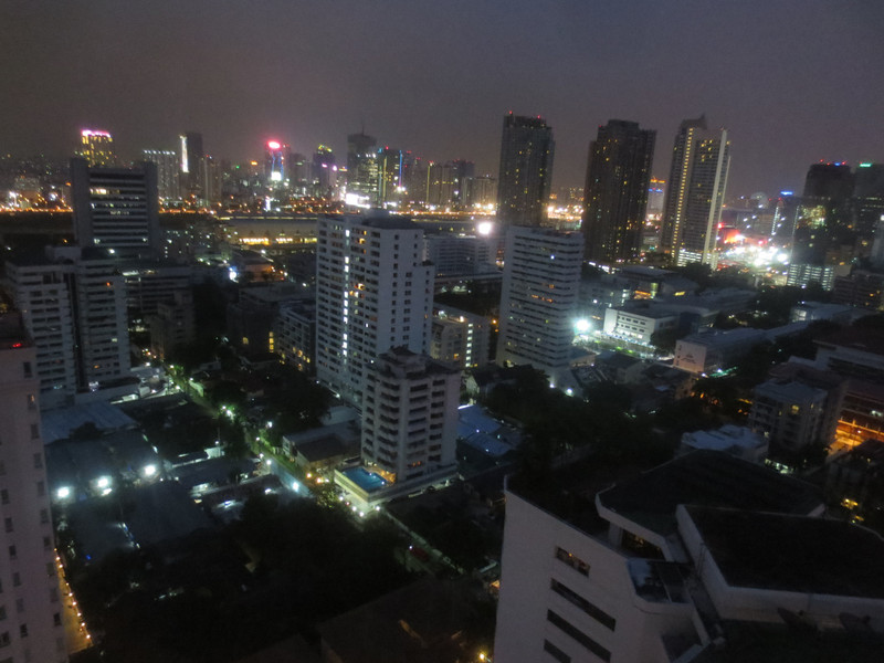 bangkok: bright lights, big city