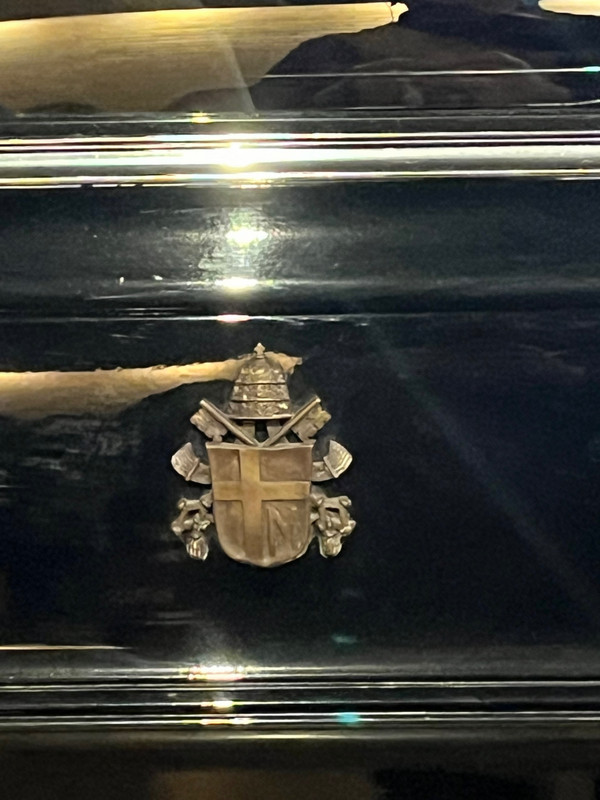 Papal insignia