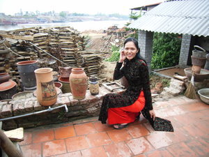 Phù Lãng Pottery Village