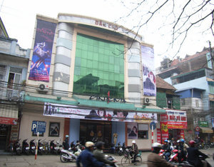 Dân Chủ cinema on Khâm Thiên st.