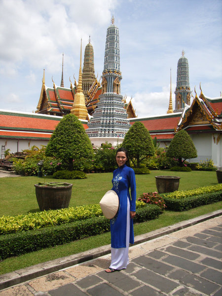 Áo Dài at the Grand Palace in Bangkok