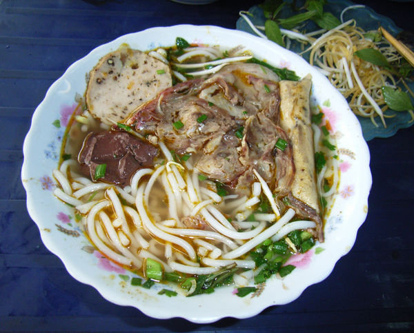 Bún bò Huế (beef noodle soup from Huế city) 