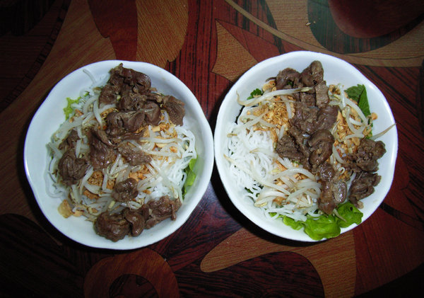 Bún bò Nam Bộ (beef noodles from southern Vietnam)