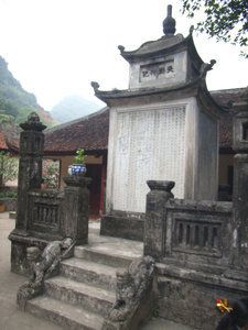 Thiên Trù pagoda 