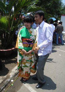A Japanese girl and a Vietnamese boy