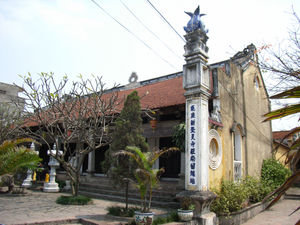 Bát Tràng pagoda