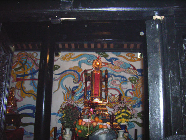 The throne at Thượng temple