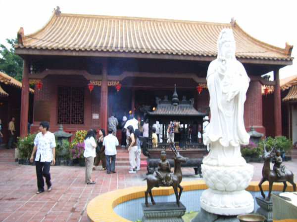 Guan Yin pagoda (chùa Quan Âm) 