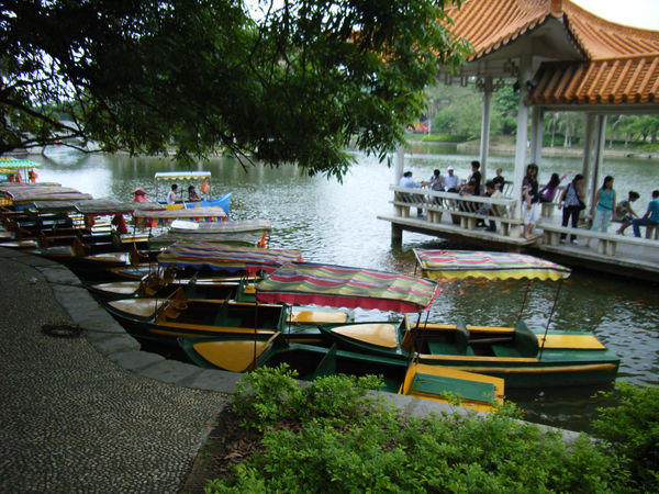 Boats on Tian Chi lake
