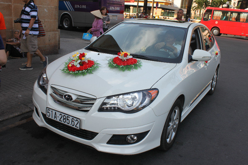Wedding car in Sài Gòn