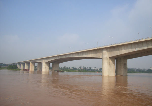 Thanh Trì bridge