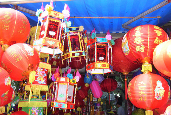 Some traditional lanterns