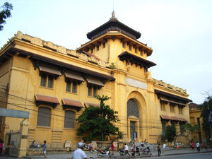 A college in Hanoi