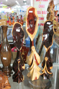 Wood souvenirs in Đồng Xoài town