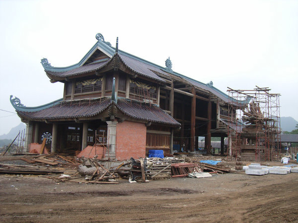 Bái Đính pagoda in April 2009