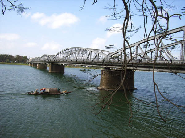 Trường Tiền Bridge in Huế city