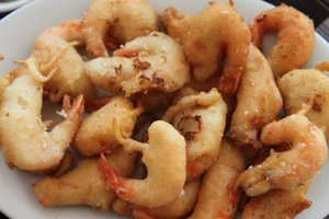 Deep fried prawns, Quan Lạn island
