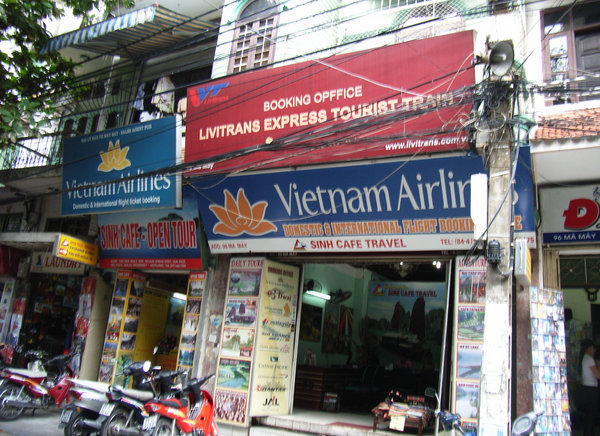 Travel agents on Mã Mây street