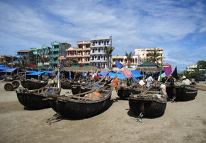 Boats at Sầm Sơn beach