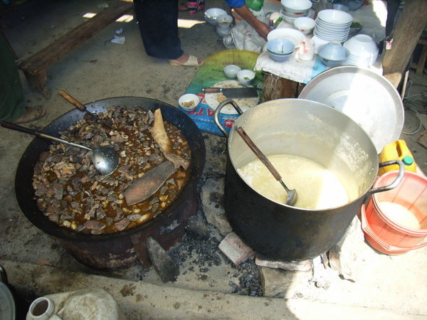 Favorite food "thắng cố" of the locals 