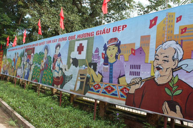 Poster in Kim Bôi town of Hòa Bình province