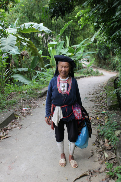 A Dzao ethnic woman in Hòa Bình