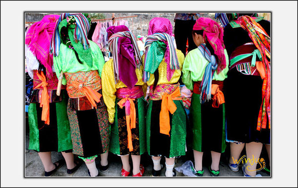 Girls in Hà Giang
