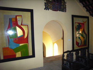 Paintings drawn by the palace owner