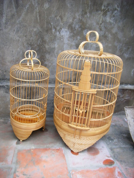 Bird cages in Vác village
