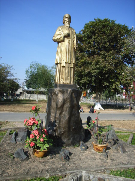 Statue at the wooden church