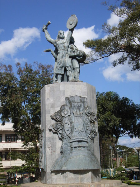 Statue in Kon Tum city