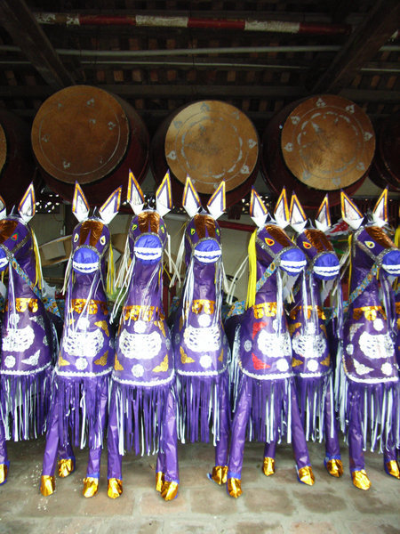 Paper horses at Kiếp Bạc temple