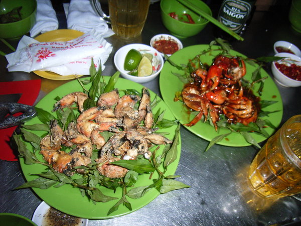 Ba khía (little crabs) in Cà Mau