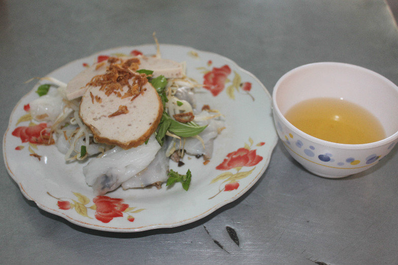 Bánh cuốn (steamed rice cake) - Vũng Tàu city