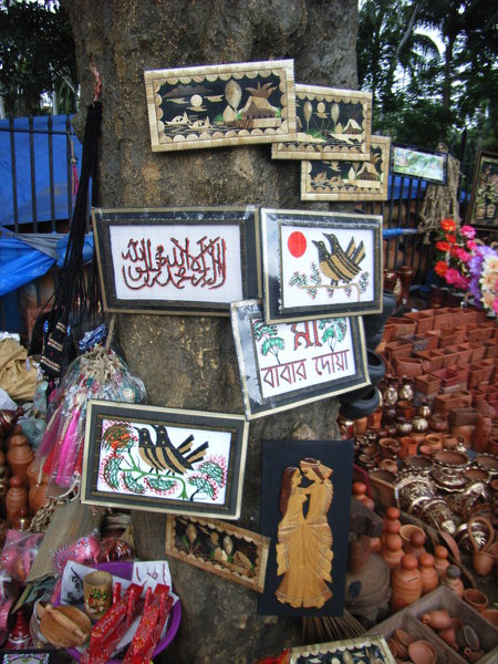 Paintings on sale by Dhaka street