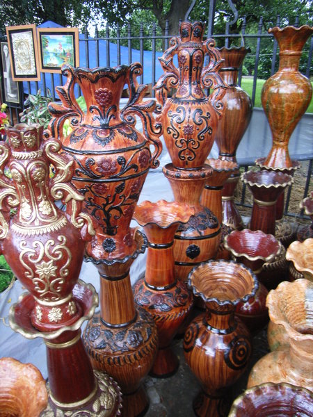 Wooden vases on sale by Dhaka street 