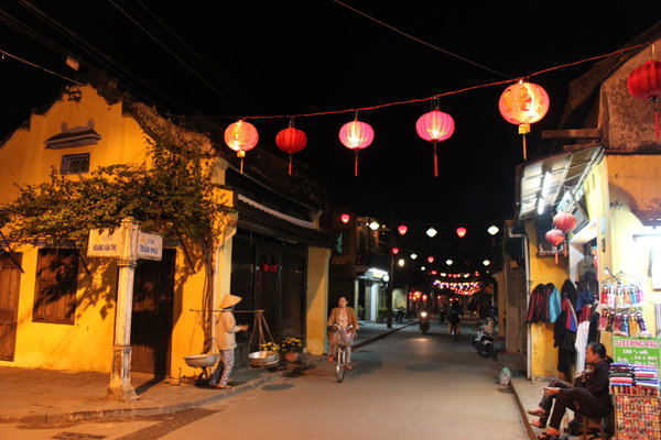 Hội An on New Year's Eve (2/2/2011)