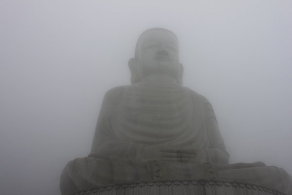 Buddha statue (27m high) on Bà Nà hills