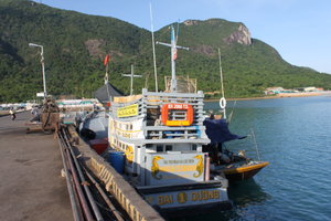 Bến Đầm port