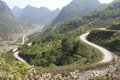 View of the pass we just traveled (Dốc 9 khoanh)