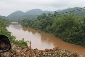 Kỳ Cùng river - our car was stuck at this section