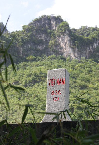 Vietnam national trig point close to Bản Giốc waterfall