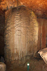 Ngườm Ngao cave
