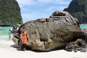 The rock at Maya bay - Phi Phi Leh island