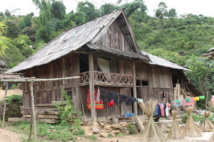 A H'mong house in Pang Cáng village